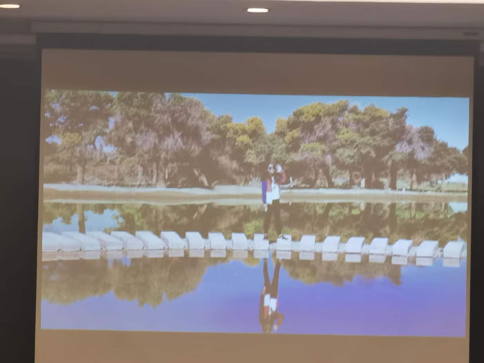 綿陽(yáng)中旅行假日旅行社舉行胡楊林、南疆專(zhuān)列推薦會(huì )